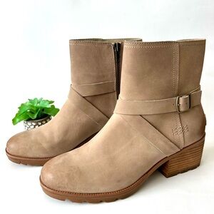 Sorel Cate Buckle Boots in Sandy Tan Waterproof Leather